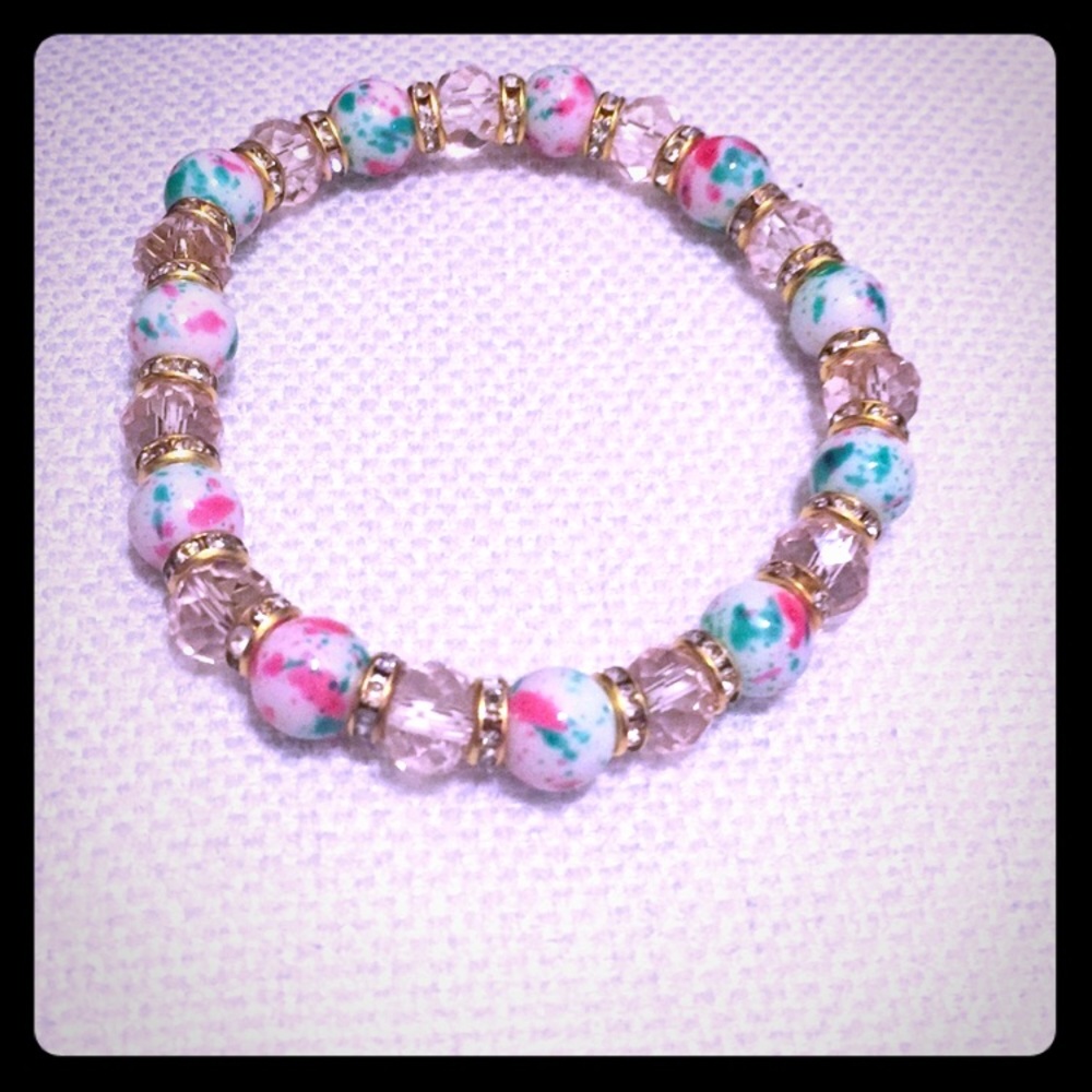 Gifted🎁Pink and teal bead bracelet (one only)